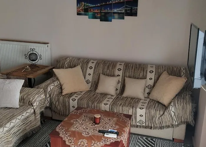 George\'S Apartment Serres