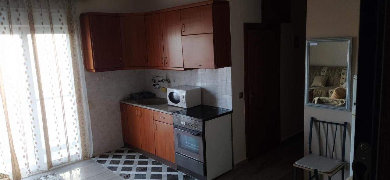 Apartment George's Serres